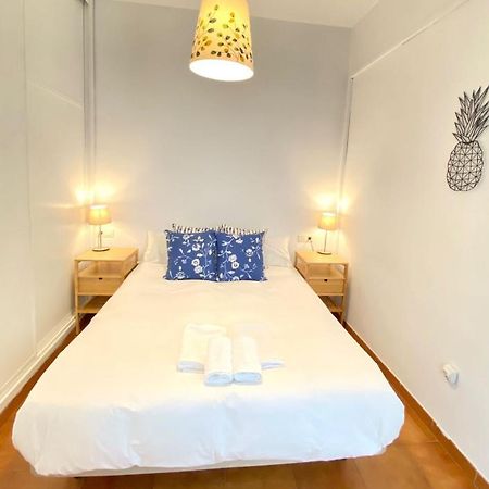 Comfortable Studio Old Town, Parking Optional Sevilla Buitenkant foto